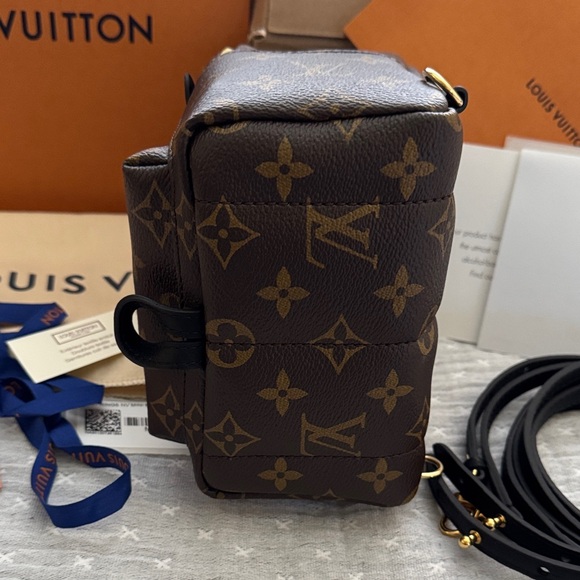Louis Vuitton Palm Springs Mini Backpack - Picture 5 of 10